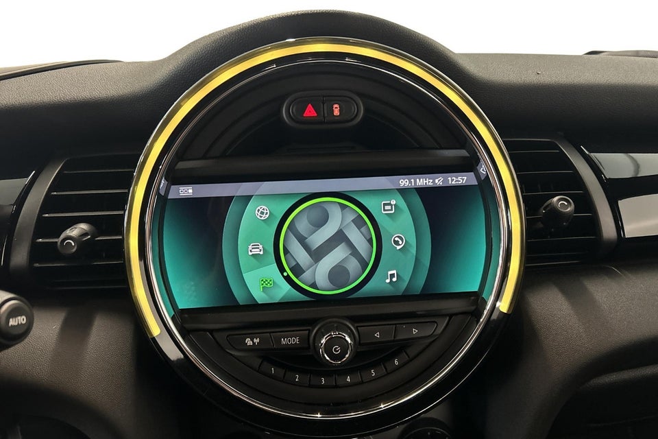 MINI Cooper SE Trim L 3d