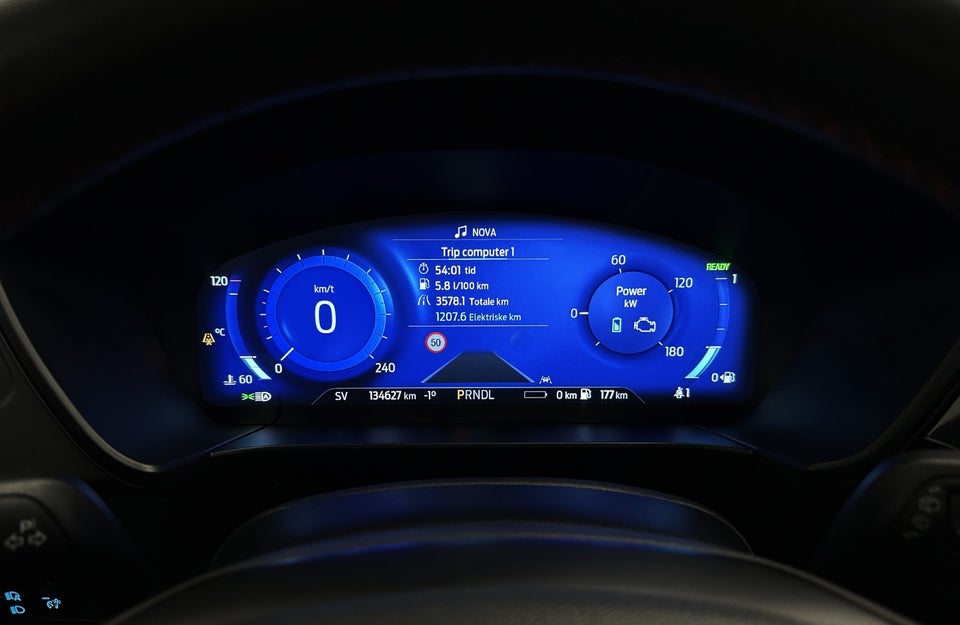 Ford Kuga 2,5 PHEV ST-Line X CVT 5d