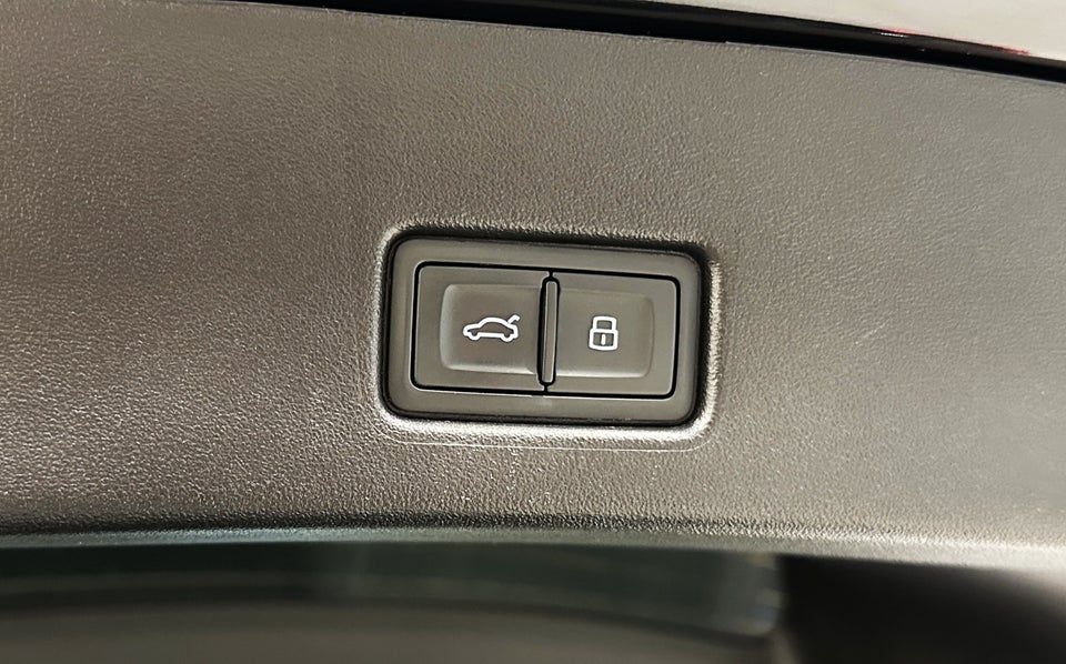 Audi Q4 e-tron 50 S-line Sportback quattro 5d