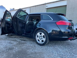 Opel Insignia, modelår 2010, 225,000 km