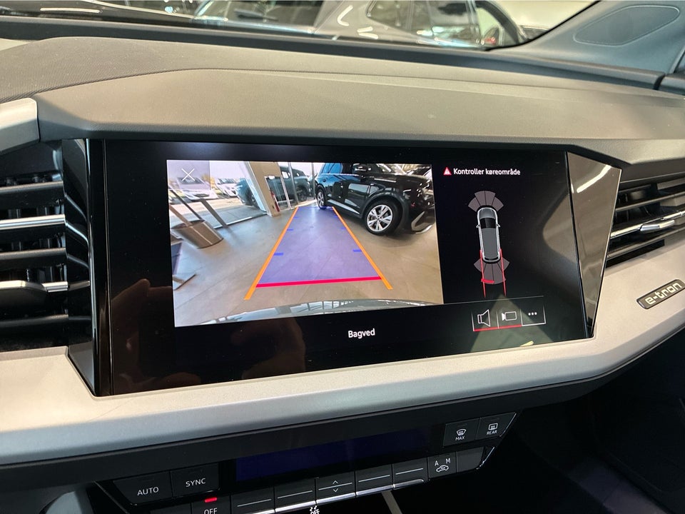 Audi Q4 e-tron 40  5d