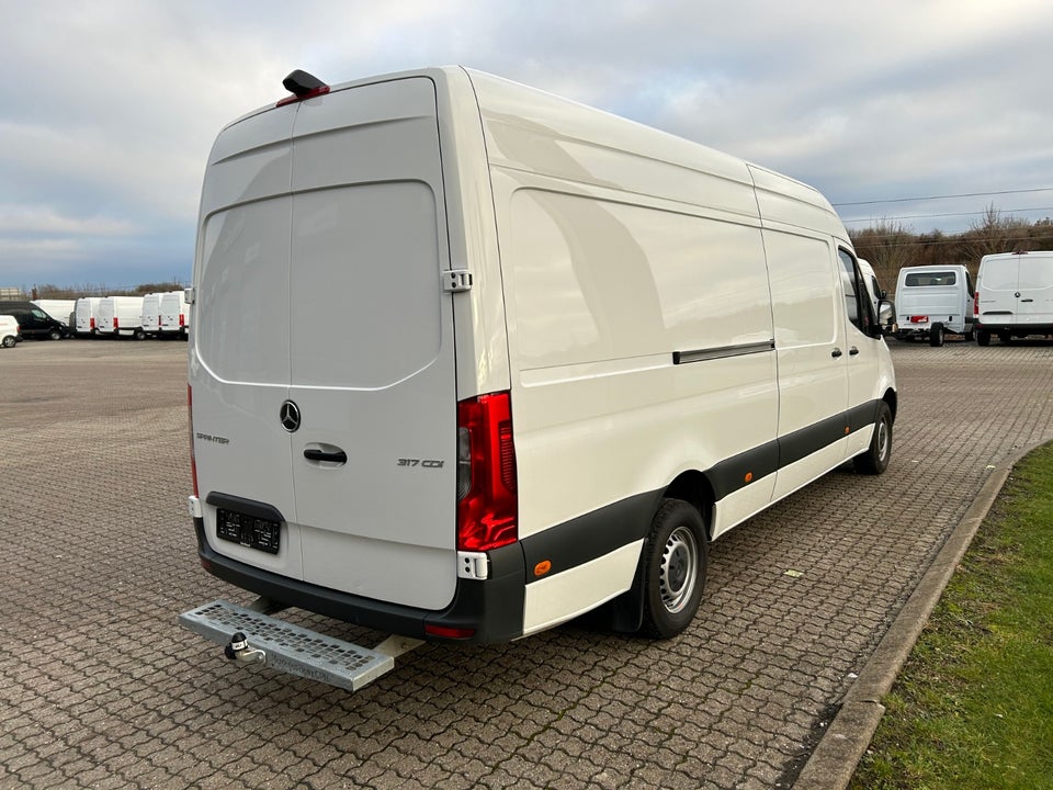 Mercedes Sprinter 317 2,0 CDi A3 Kassevogn aut. RWD