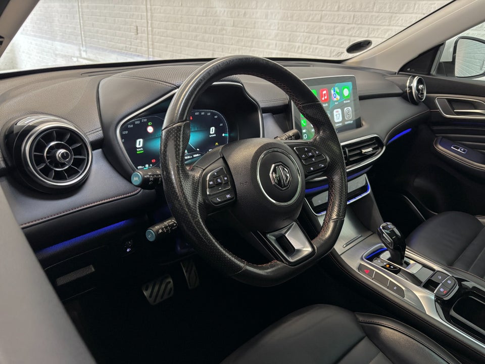 MG EHS 1,5 PHEV Luxury 5d