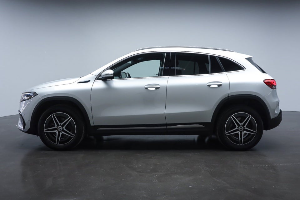 Mercedes EQA350 AMG Line 4Matic 5d