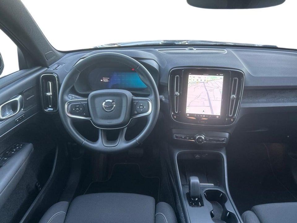 Volvo EX40 Extended Range Black Edition 5d