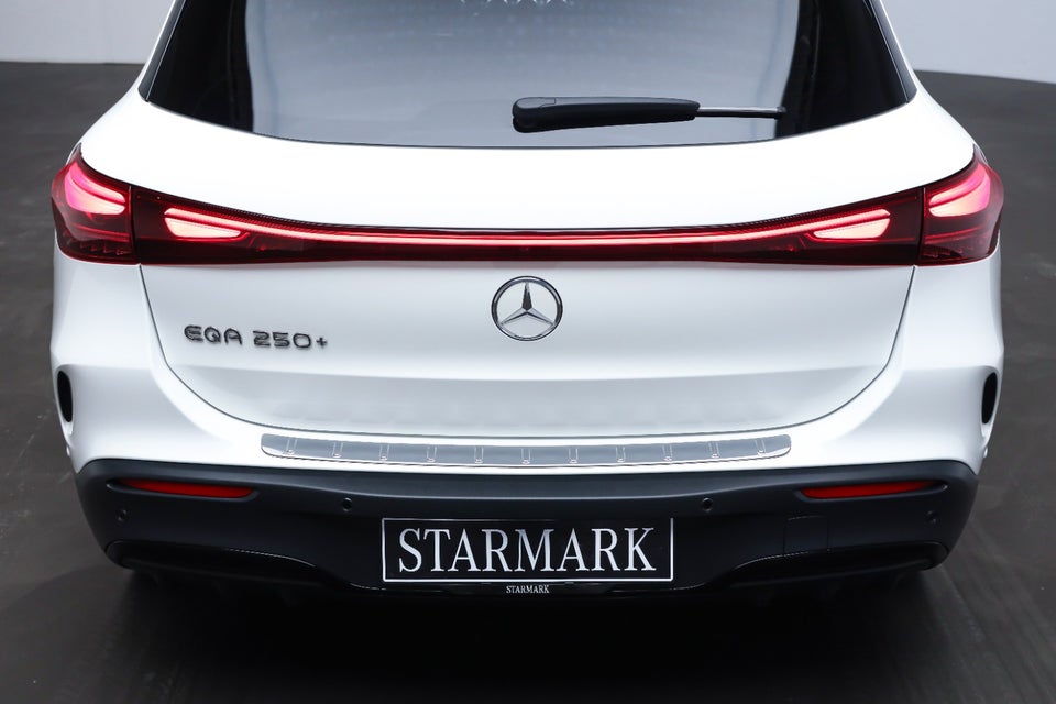 Mercedes EQA250+ AMG Advance 5d