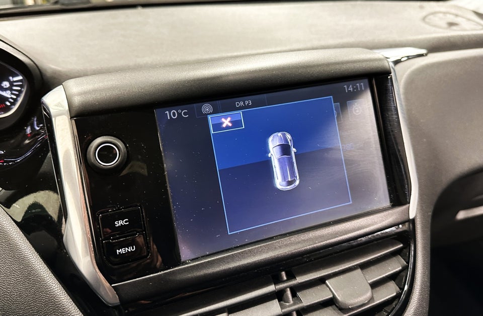 Peugeot 208 1,2 VTi Allure Sky 5d