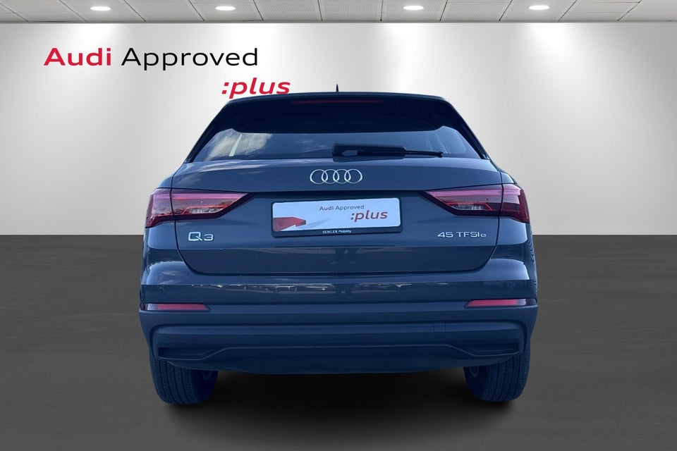 Audi Q3 45 TFSi e Attitude plus S-tr. 5d