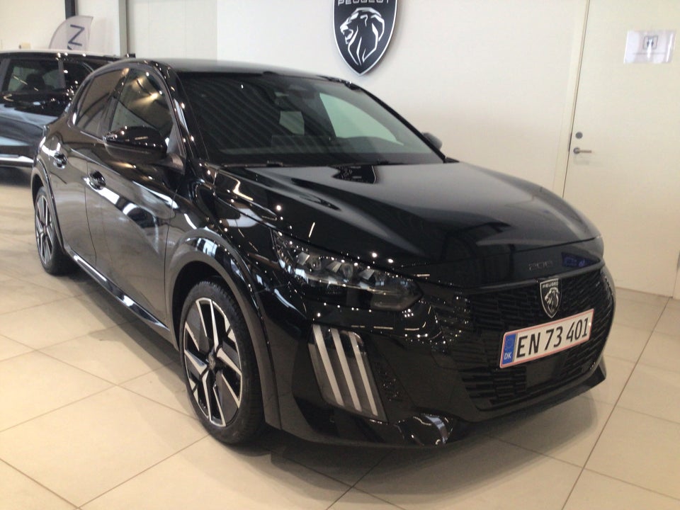 Peugeot e-208 54 GT Pack 5d