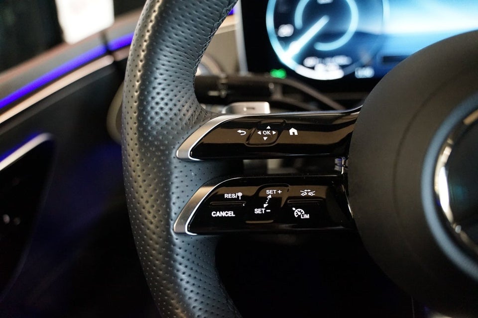 Mercedes EQE300 AMG Line 4d