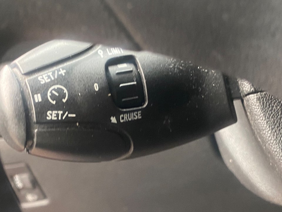 Peugeot 208 1,0 VTi 68 Active 5d