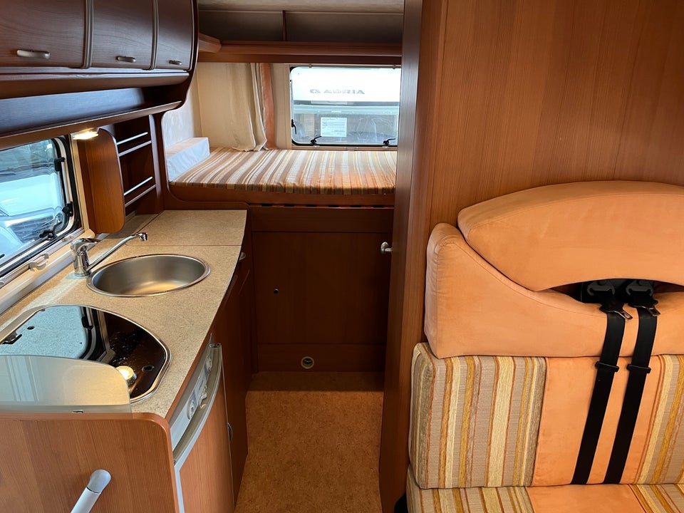 Elnagh Duke 2,2 46 2d