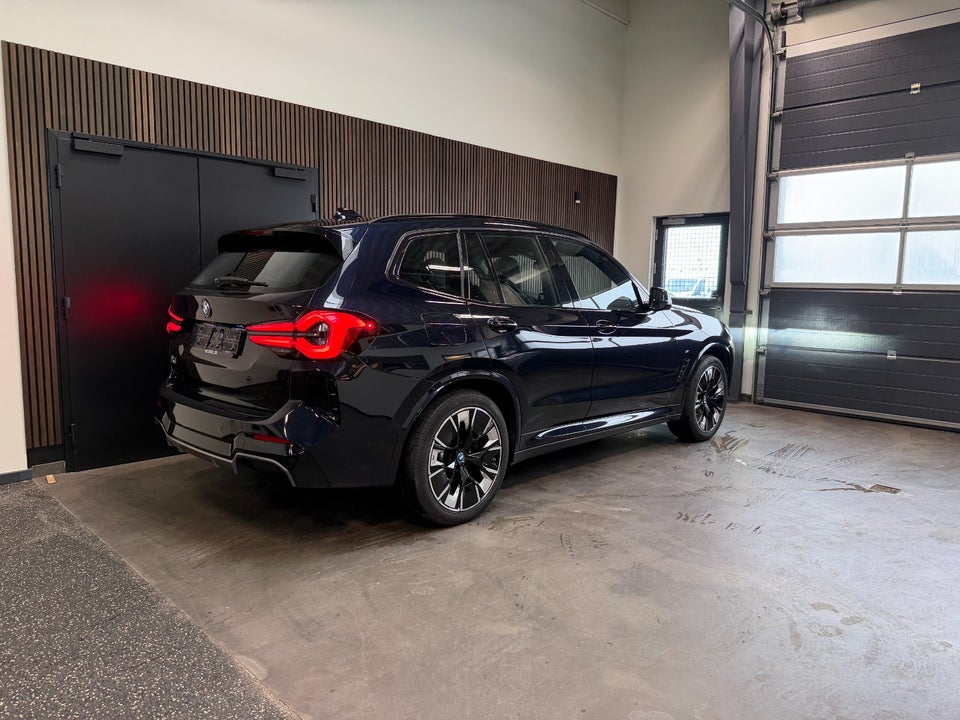 BMW iX3 Charged Plus M-Sport 5d