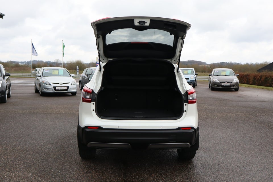 Nissan Qashqai 1,2 Dig-T 115 Tekna+ 5d