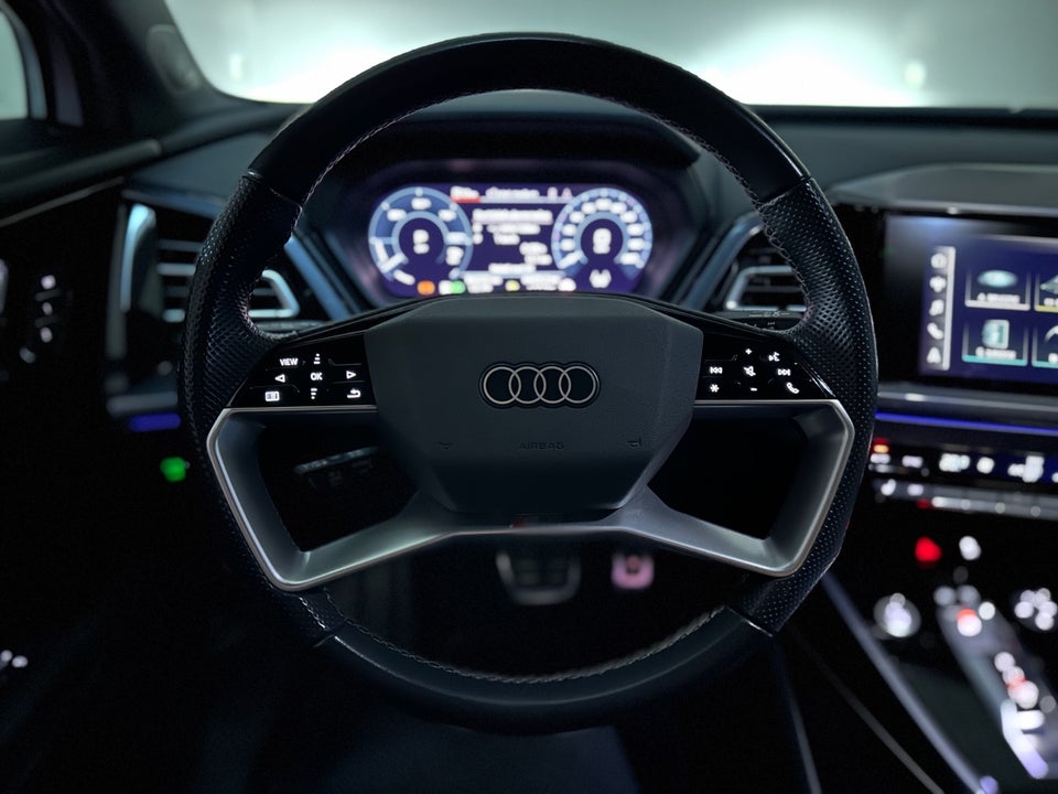Audi Q4 e-tron 40 S-line 5d