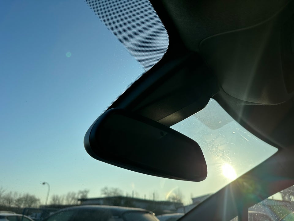 Citroën C3 1,2 PureTech 83 Shine Sport 5d