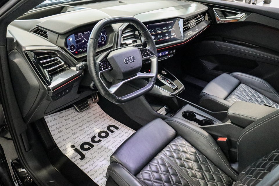 Audi Q4 e-tron 50 S-line quattro 5d
