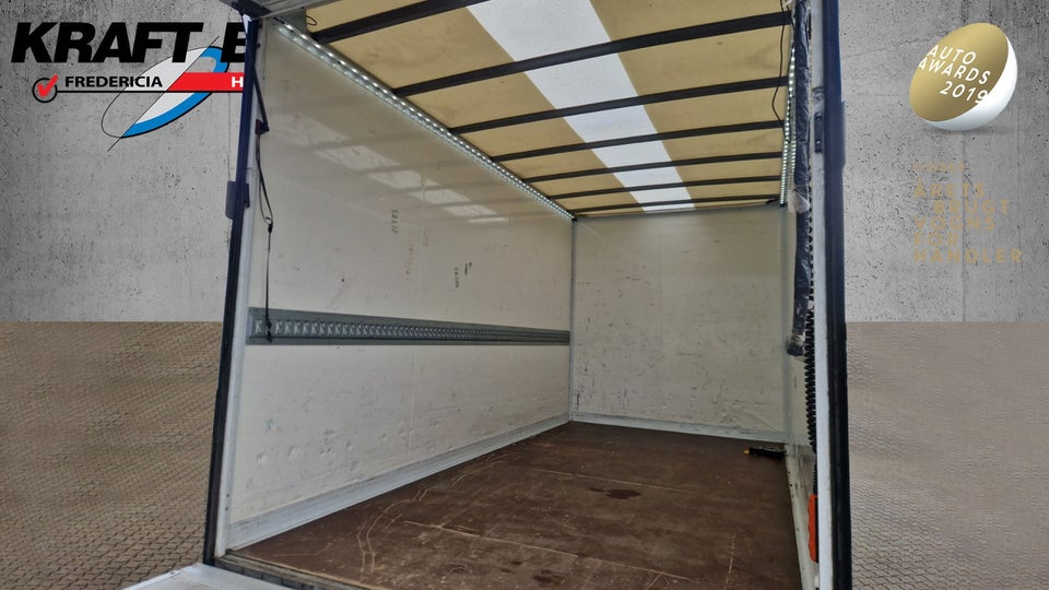 Peugeot Boxer 335 2,2 BlueHDi 140 L3 Alukasse m/lift
