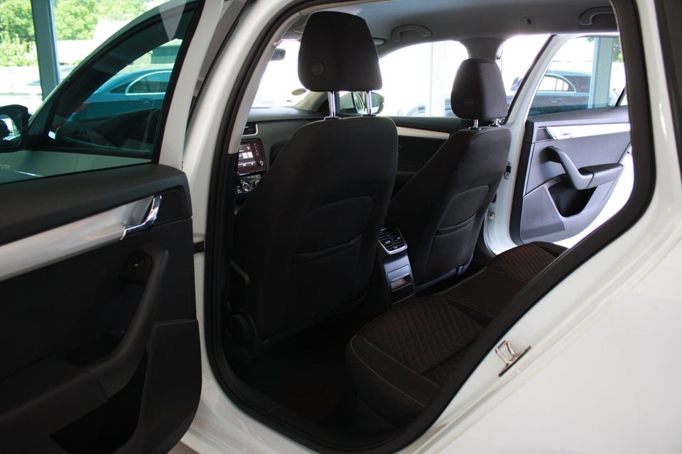 Skoda Octavia 2,0 TDi 150 Drive Combi DSG 5d