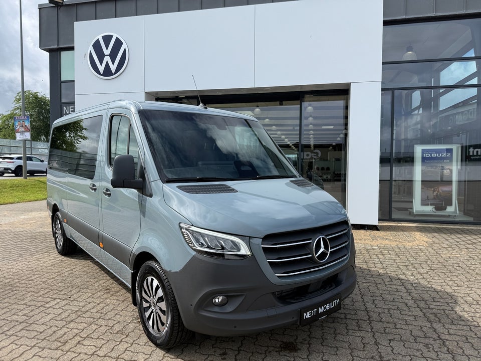 Mercedes Sprinter 215 2,0 CDi A2 Tourer PRO aut. RWD