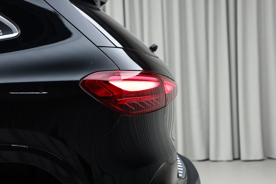 Mercedes EQA250+ AMG Premium 5d
