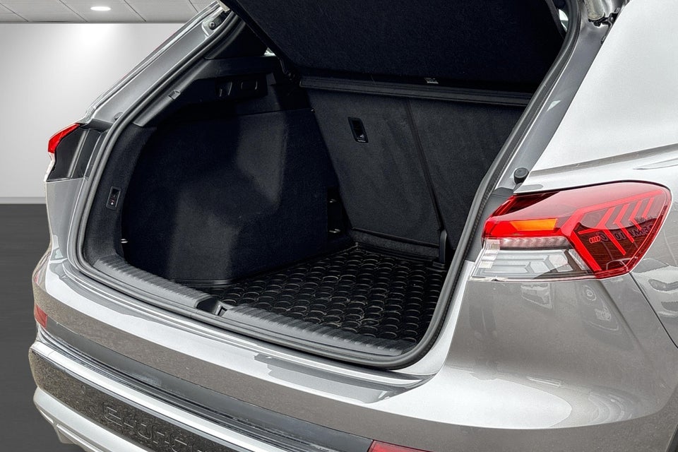 Audi Q4 e-tron 40 Attitude 5d