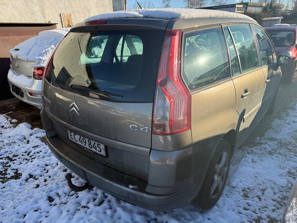Citroën Grand C4 Picasso 2,0 HDi 138 VTR+ E6G 7prs 5d