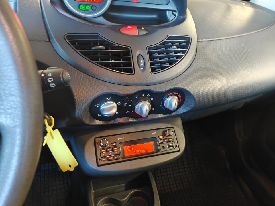 Renault Twingo 1,2 16V Authentique ECO2 3d