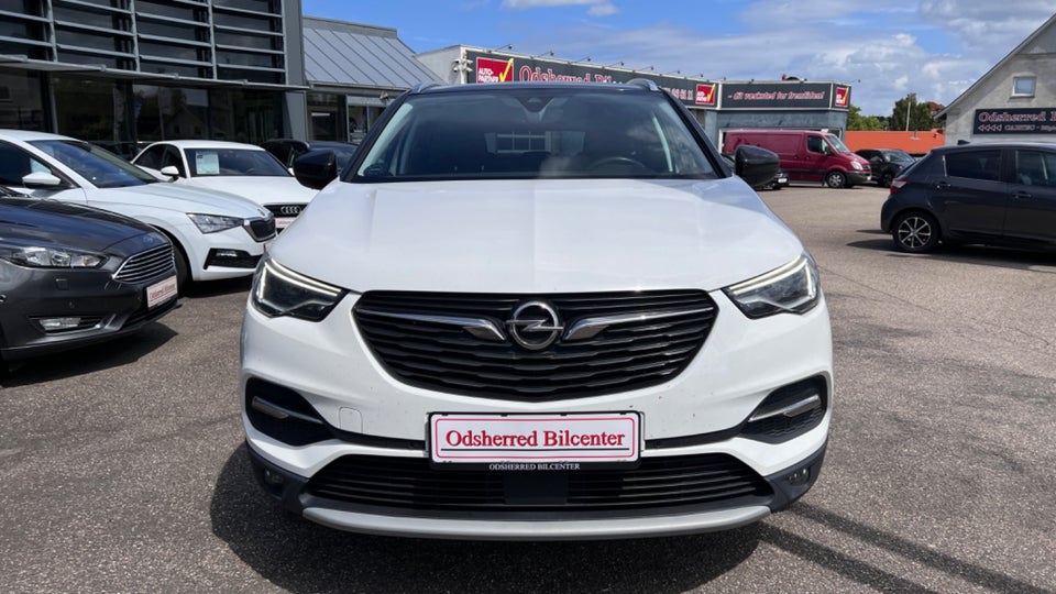 Opel Grandland X 1,6 Hybrid Cosmo Prestige aut. 5d