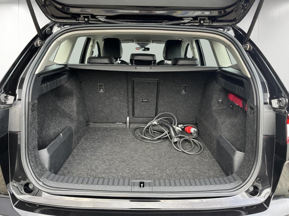 Skoda Enyaq 80 iV 5d