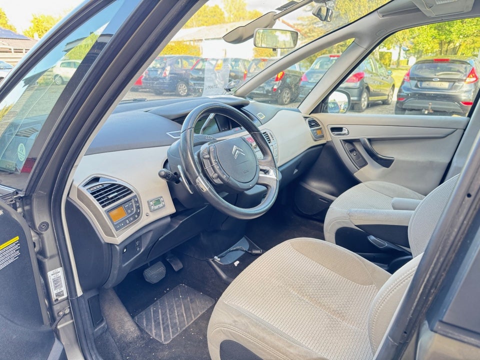 Citroën Grand C4 Picasso 2,0 HDi 138 Exclusive E6G 7prs 5d
