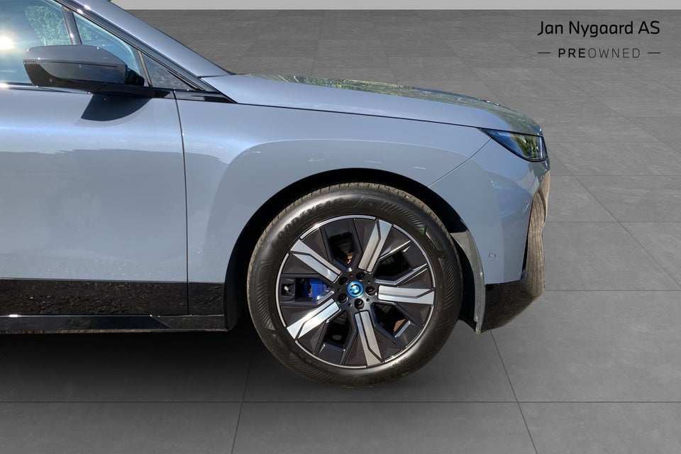 BMW iX xDrive40 Super Charged 5d