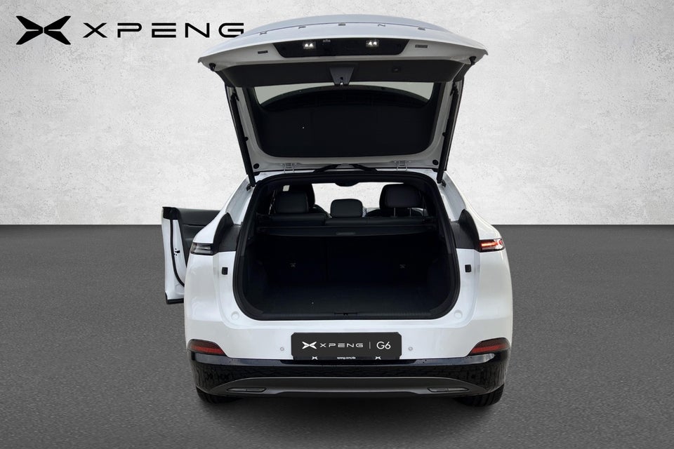 Xpeng G6 Performance 5d