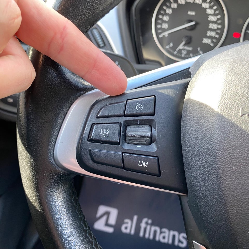 BMW X1 2,0 sDrive20d aut. 5d