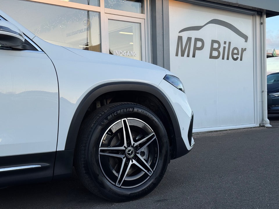 Mercedes EQB250+ AMG Line 5d