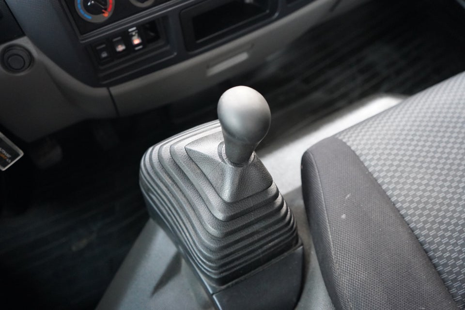 Nissan Cabstar 2,5 35.14 S.Kab m/lad Comfort 2900 2d