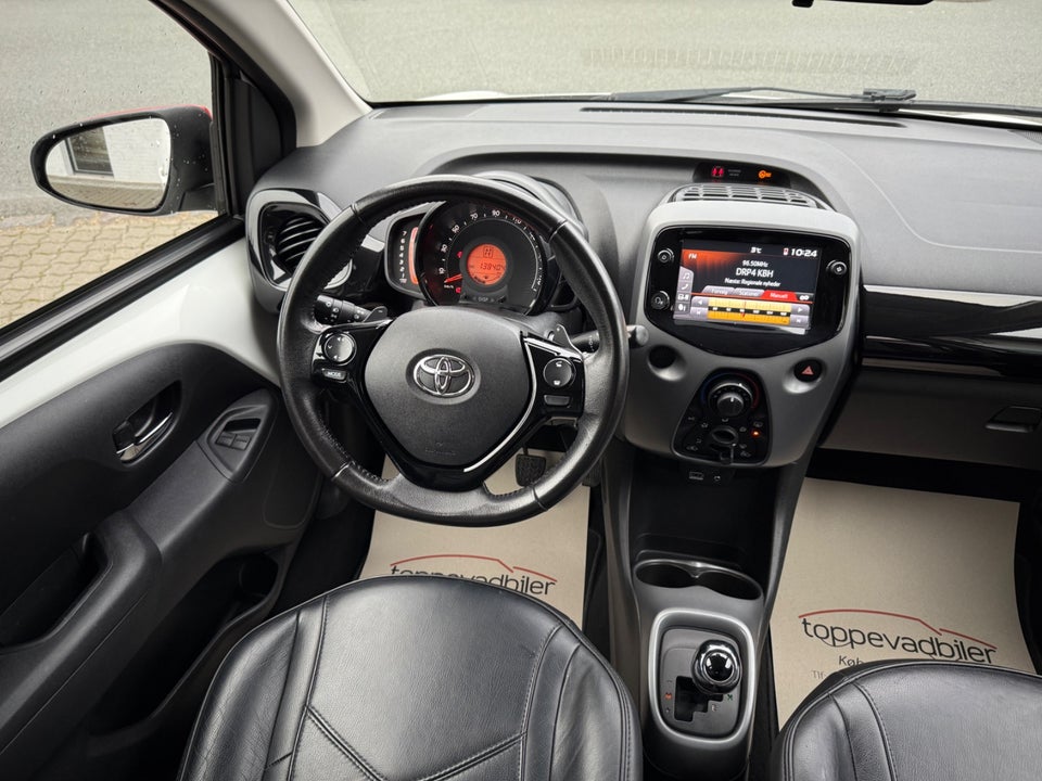 Toyota Aygo 1,0 VVT-i x-clusiv x-shift 5d