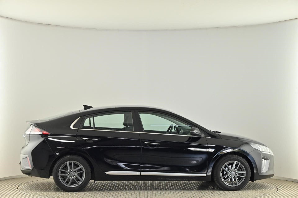 Hyundai Ioniq 1,6 PHEV Premium DCT 5d