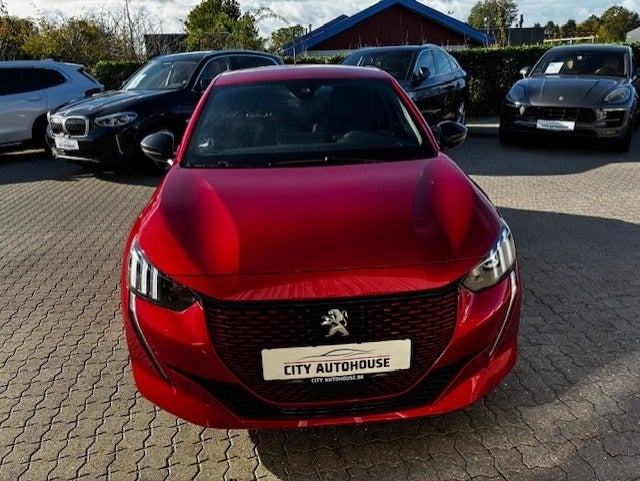 Peugeot e-208 50 GT 5d