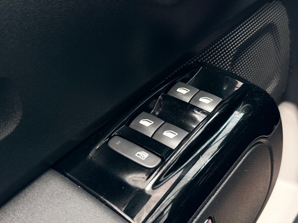 Citroën C3 1,2 PureTech 83 Impress 5d