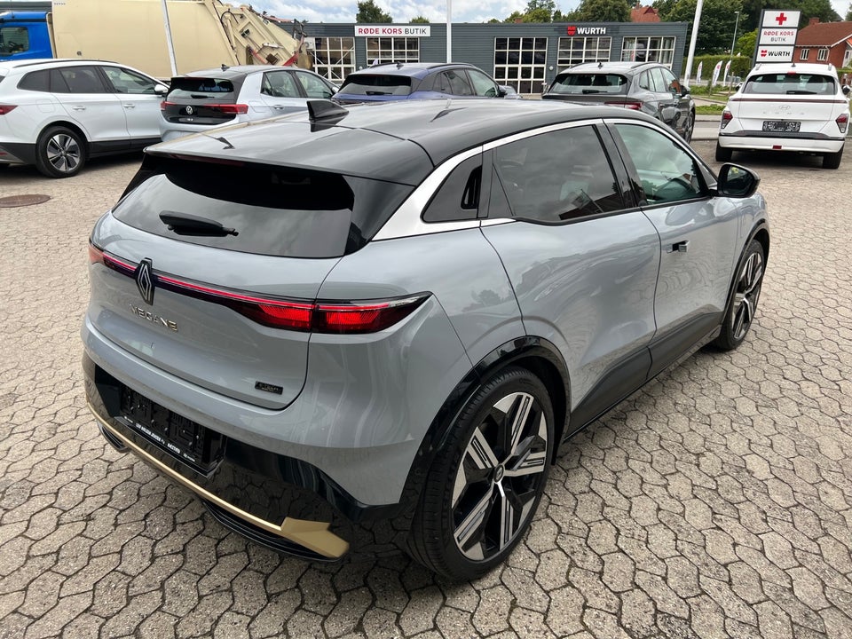 Renault Megane E-Tech 60 Iconic 5d
