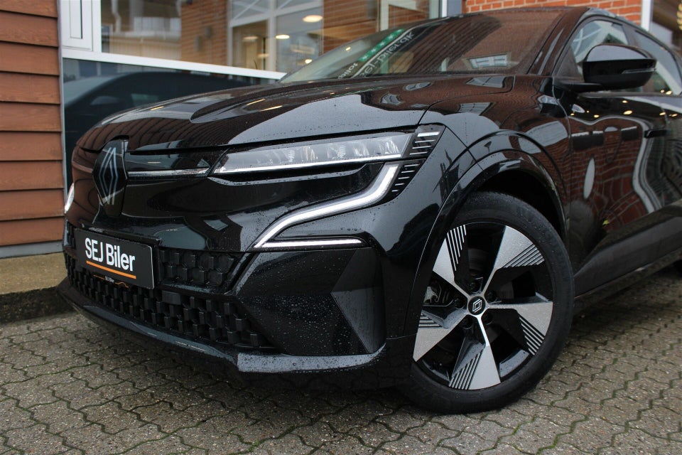 Renault Megane E-Tech 60 Equilibre 5d