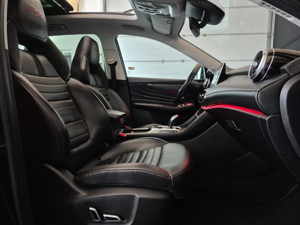 MG EHS 1,5 PHEV Luxury 5d