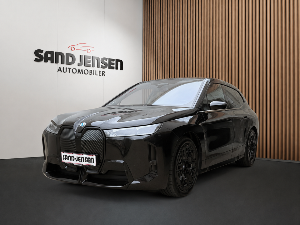 BMW iX xDrive45 M-Sport 5d