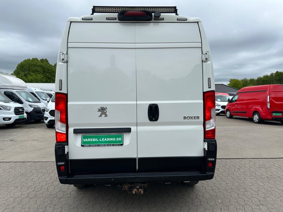 Peugeot Boxer 335 2,2 BlueHDi 165 L3H2 Premium