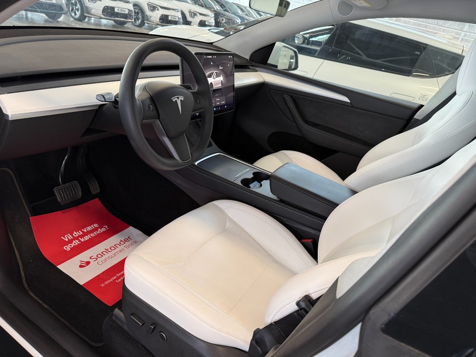 Tesla Model Y Long Range RWD 5d