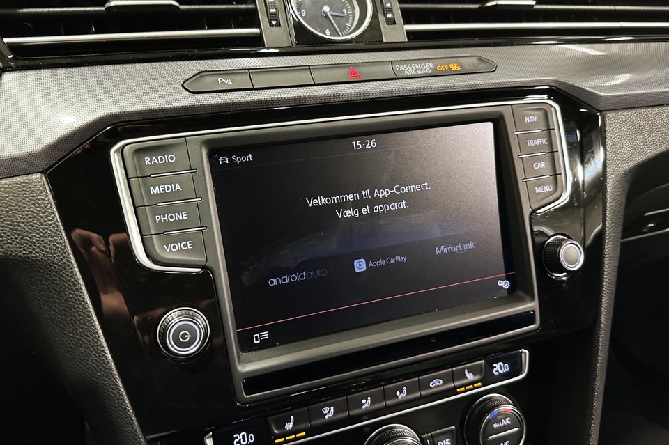 VW Passat 2,0 TDi 190 R-line Variant DSG 5d