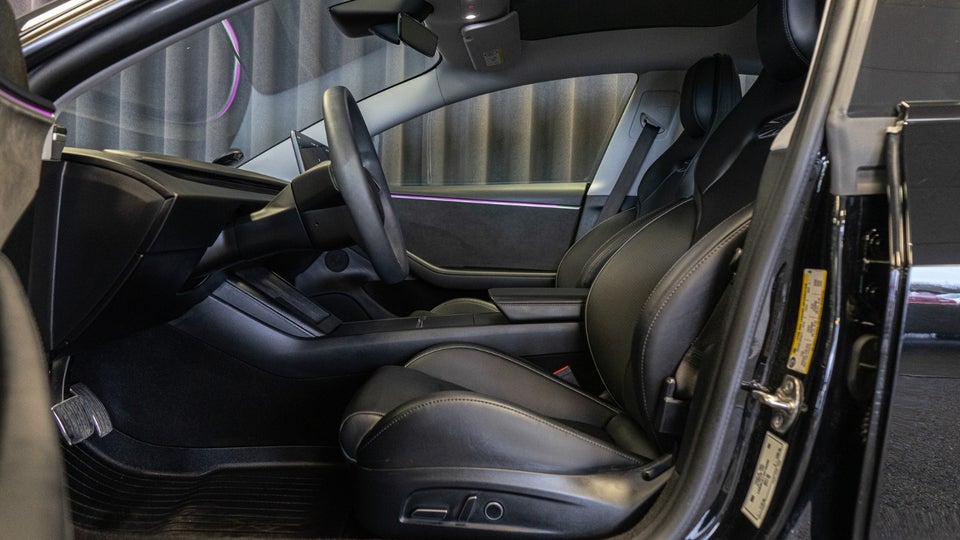 Tesla Model 3 Performance AWD 4d