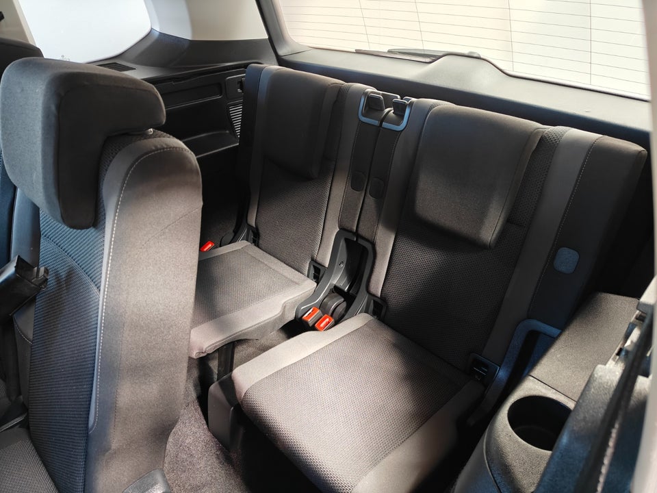 VW Touran 1,2 TSi 110 Trendline 7prs 5d