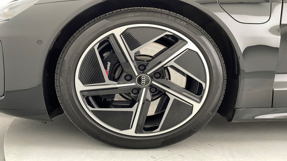 Audi RS e-tron GT quattro 4d